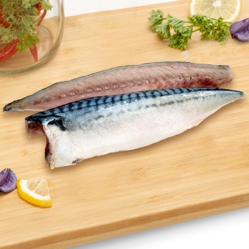 Frozen Saba Fillet 沙巴鱼片 (400g-500g)